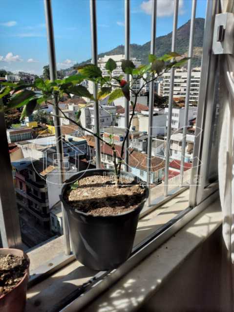 10 - 11