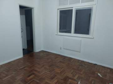 Ótima localização - Apartamento à venda Rua Ribeiro Guimarães, Tijuca, Rio de Janeiro - R$ 320.000 - MBAP11198