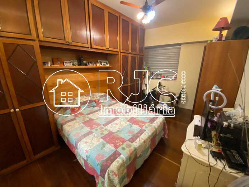 Conheça 7 do imóvel - Apartamento à venda Rua Itacuruçá, Tijuca, Rio de Janeiro - R$ 1.000.000 - MBAP40650 - 6 7 - 6