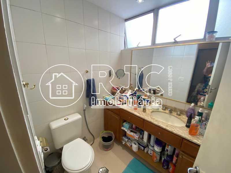 Conheça 17 do imóvel - Apartamento à venda Rua Itacuruçá, Tijuca, Rio de Janeiro - R$ 1.000.000 - MBAP40650 - 15 17 - 15