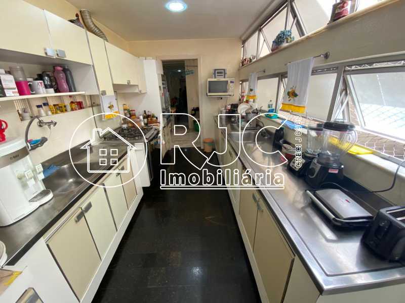 Conheça 18 do imóvel - Apartamento à venda Rua Itacuruçá, Tijuca, Rio de Janeiro - R$ 1.000.000 - MBAP40650 - 16 18 - 16