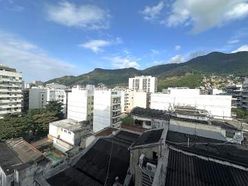 Ótima localização - Apartamento à venda Rua João Alfredo, Tijuca, Rio de Janeiro - R$ 799.000 - MBAP34528