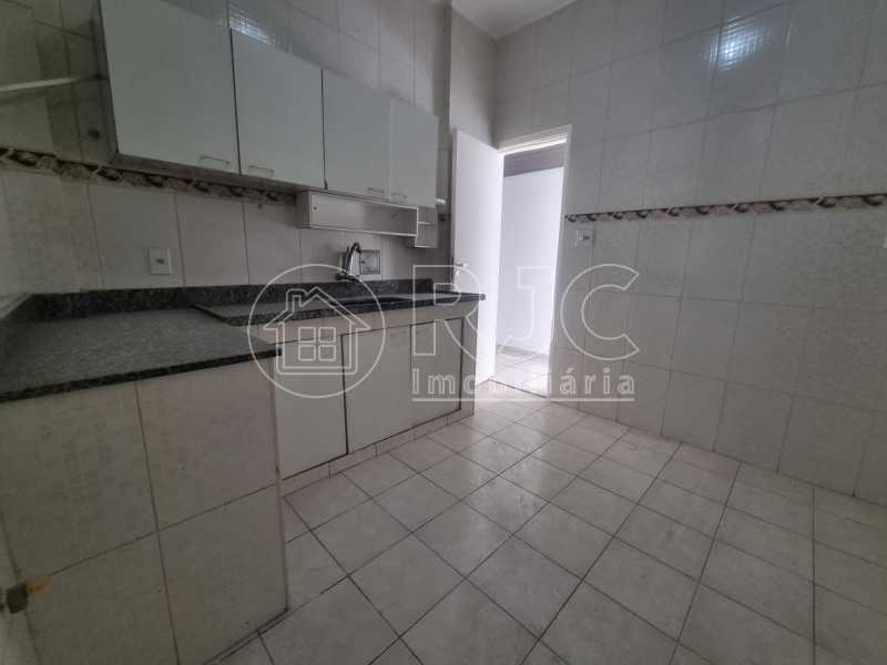 126d109f-0500-4415-8144-71a404 - 18