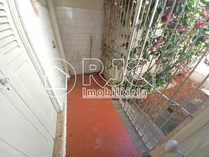 Conheça 25 do imóvel - Casa de Vila à venda Rua São Francisco Xavier, Tijuca, Rio de Janeiro - R$ 570.000 - MBCV40094 - 24 25 - 24