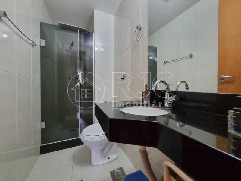 20 Banheiro Social. - 20