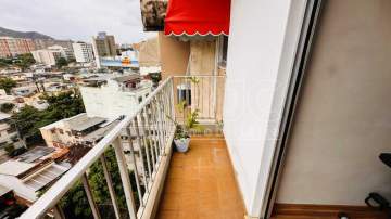 Ótima localização - Apartamento à venda Rua Uruguai, Tijuca, Rio de Janeiro - R$ 380.000 - MBAP11328