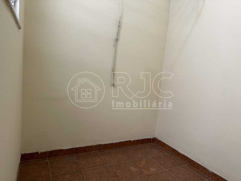 IMG-9884 - 18