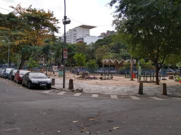 Ótima localização - Apartamento à venda Rua Maestro Francisco Braga, Copacabana, Rio de Janeiro - R$ 990.000 - MBAP27391