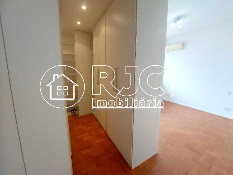 WhatsApp Image 2026-02-11 at 1 - 15