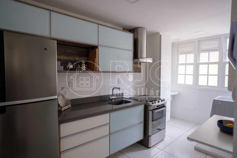 Sandra Piller-12H01M18s - 18