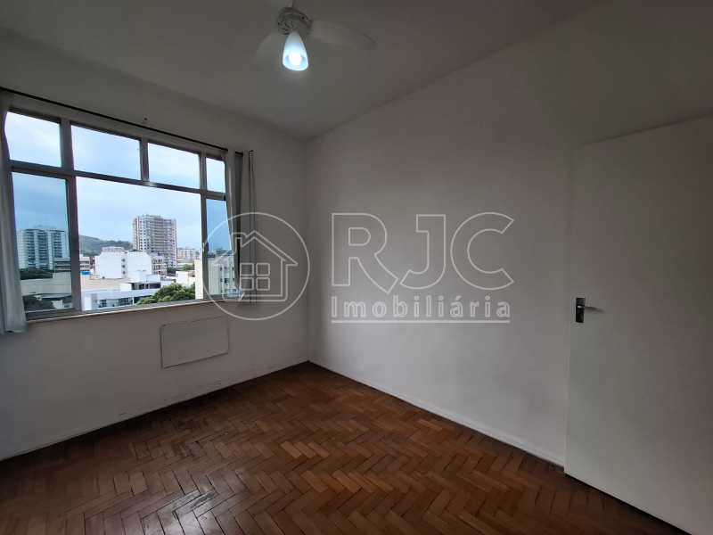 Conheça 03 do imóvel - Apartamento à venda Rua Visconde de Itamarati, Tijuca, Rio de Janeiro - R$ 400.000 - MBAP27869 - 4 03 - 4