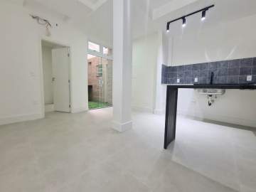 Ótima localização - Apartamento à venda Rua Barata Ribeiro, Copacabana, Rio de Janeiro - R$ 580.000 - MBAP11481