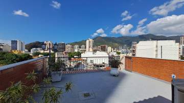Ótima localização - Cobertura à venda Rua Santa Luísa, Tijuca, Rio de Janeiro - R$ 1.050.000 - MBCO30624