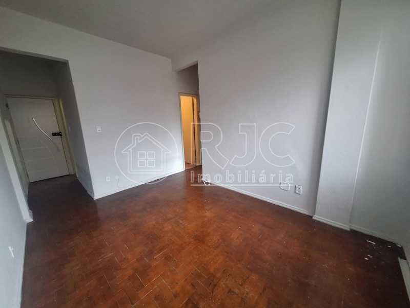 Conheça 05 do imóvel - Apartamento à venda Rua Silva Teles, Tijuca, Rio de Janeiro - R$ 320.000 - MBAP11529 - 5 05 - 5