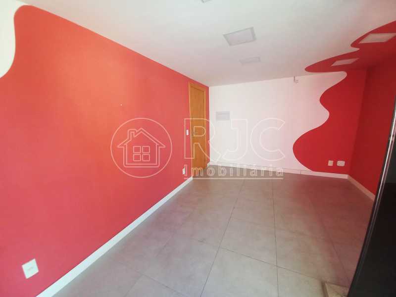 Conheça 2 do imóvel - Cobertura à venda Rua Professor Gabizo, Tijuca, Rio de Janeiro - R$ 425.000 - MBCO10029 - 2 2 - 2
