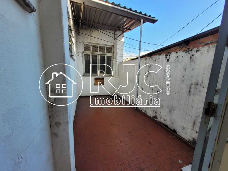 133c1a84-02ba-4dc7-8a26-23800f - 14