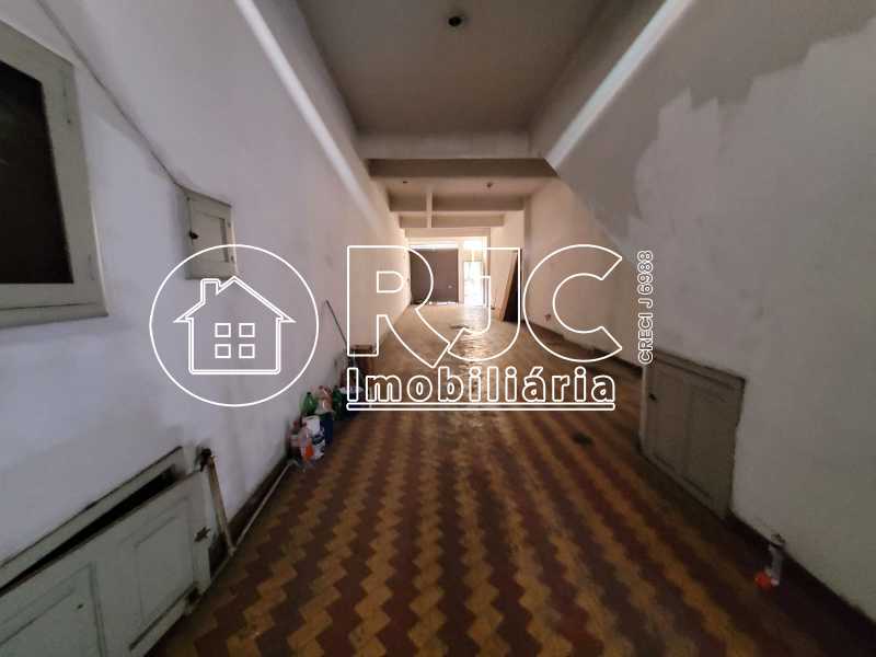 54678c1b-0113-4b51-bbe4-ee2c36 - 16