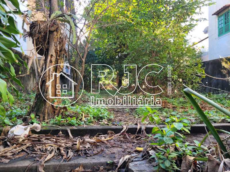 7cd78e0e-e3d4-4f52-b45d-f1d79f - 21