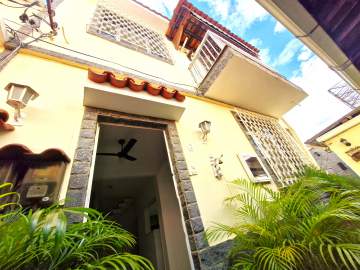 Ótima localização - Casa de Vila à venda Rua Vinte e Quatro de Maio, Riachuelo, Rio de Janeiro - R$ 599.000 - MBCV20199