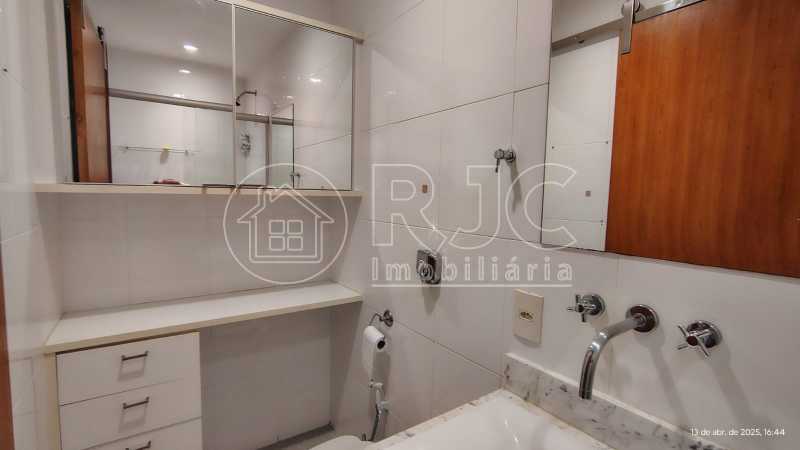 10 Bhº Suite. - 10