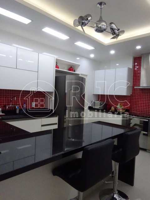 WhatsApp Image 2025-04-25 at 1 - 15