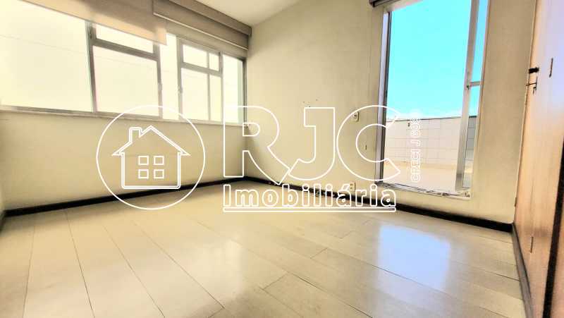 Conheça 14 do imóvel - Cobertura à venda Rua Haddock Lobo, Tijuca, Rio de Janeiro - R$ 890.000 - MBCO30688 - 15 14 - 15