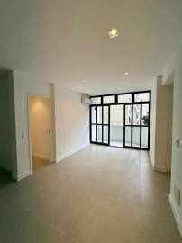 Apartamento à venda Avenida Nossa Senhora de Copacabana, Copacabana, Rio de Janeiro - R$ 990.000 - MBAP28501