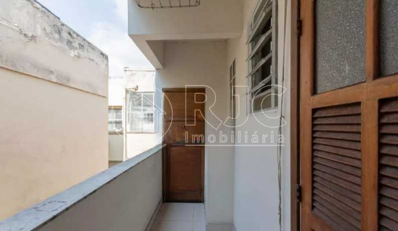 ee978e42-4084-4423-acd7-eeaedd - 16