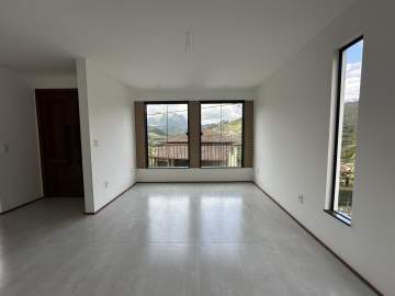 Imperdível - Casa em Condomínio à venda Rua Doutor Ricardo Augusto Teixeira Castilho, Vargem Grande, Teresópolis - R$ 854.000 - MBCN40054