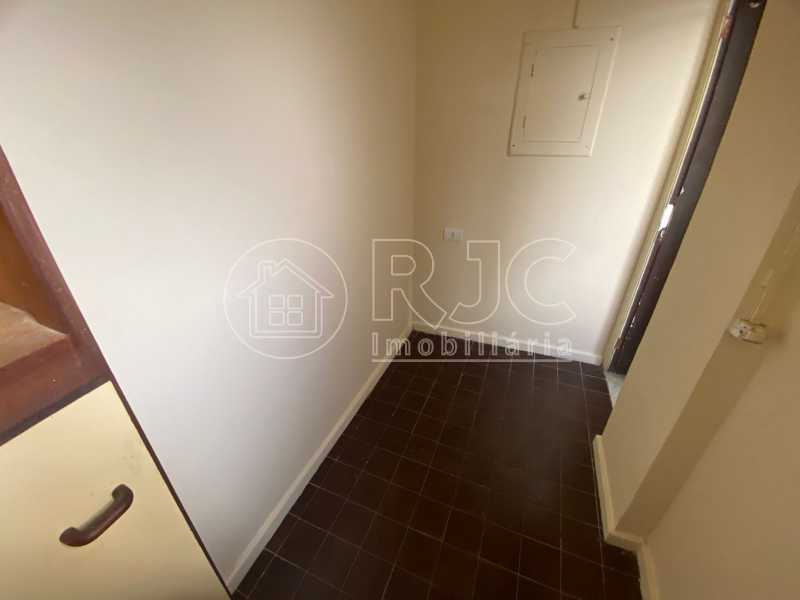 WhatsApp Image 2025-05-19 at 1 - 19