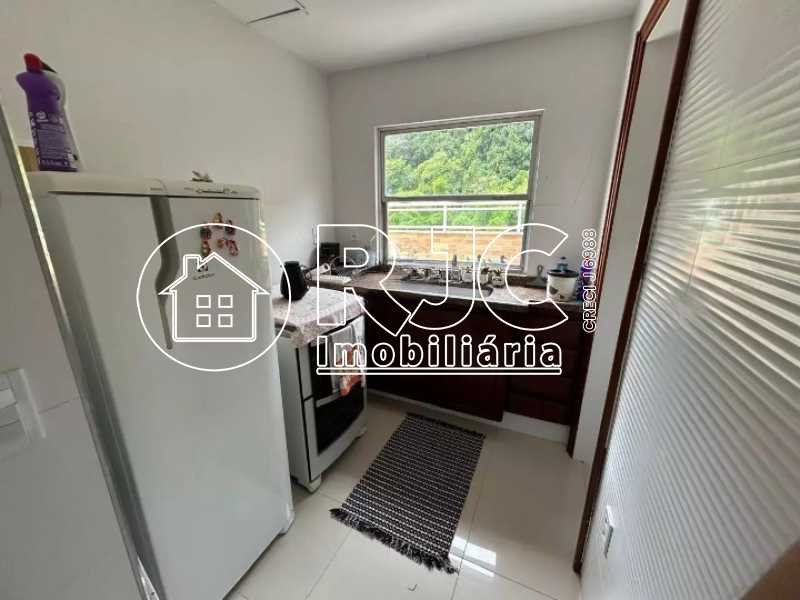 f7e84209-12c8-4fcc-9de8-f97201 - 26