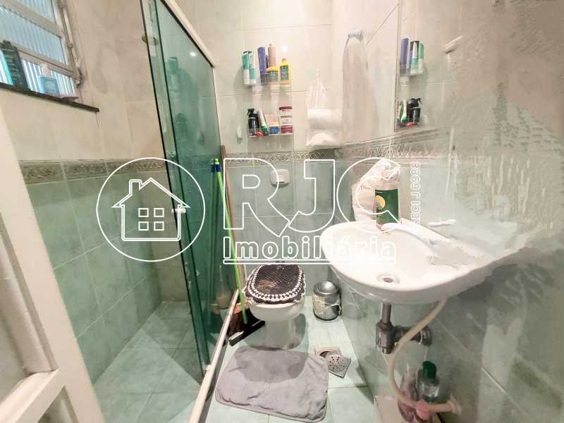 original_7d7d07cf-57f3-46d9-bd - 19