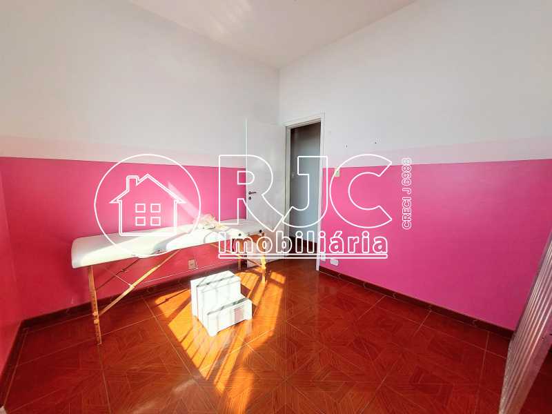 original_bbeb7221-4cfb-49b5-bb - 26