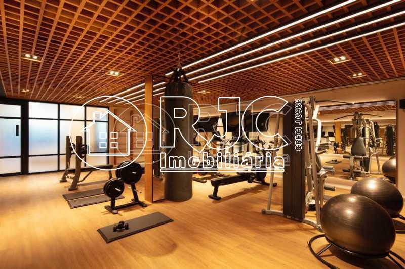 16585_G1692721023 - 25