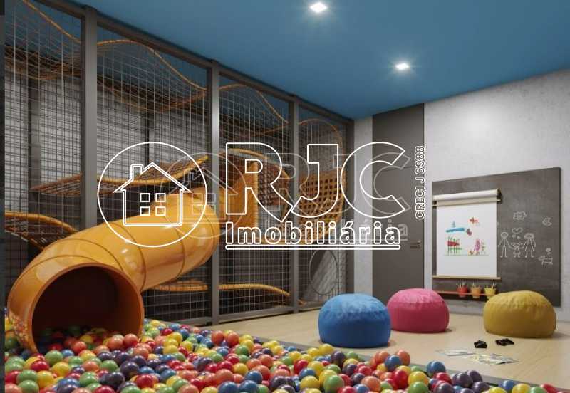 16585_G1692716074 - 15