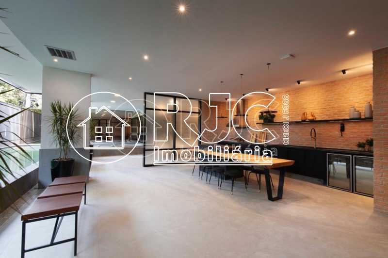 16585_G1692721017 - 22