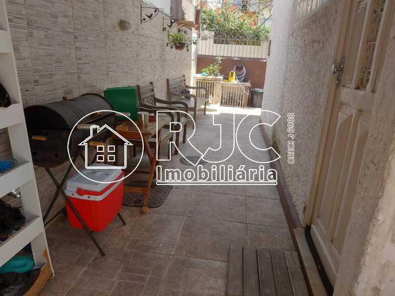 Conheça 26. do imóvel - Casa à venda Rua Henrique Morize, Grajaú, Rio de Janeiro - R$ 730.000 - MBCA40321 - 27 26. - 27