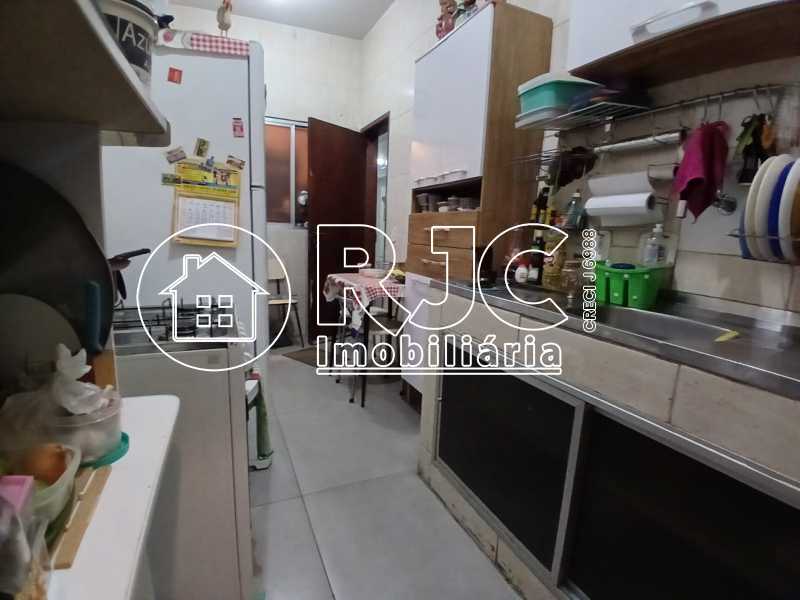 05f9835f-8285-403d-8298-f942f8 - 13