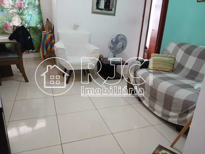 45f8c817-f2c6-4f37-8406-fd239b - 4