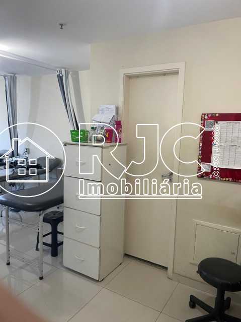 WhatsApp Image 2025-09-04 at 1 - 4