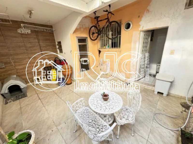 05de01ee-3939-46fe-8e92-c169ce - 5