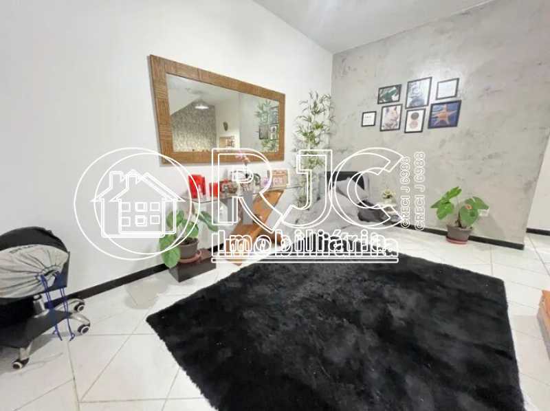 506d8581-7625-46c2-808a-a47d40 - 13