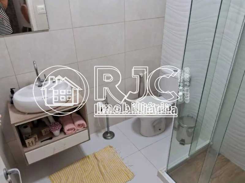 571afeb3-9c21-468f-b7dd-eaf556 - 14