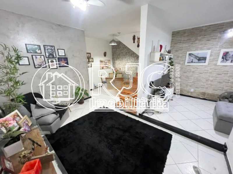 97313a06-6ea5-4bba-ae37-65370d - 20