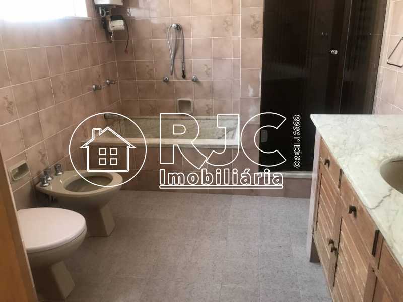 20200921T1848370300-916222600 - 19