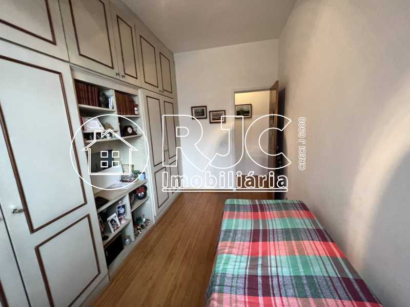 20221109T1844260300-6439744 - 11