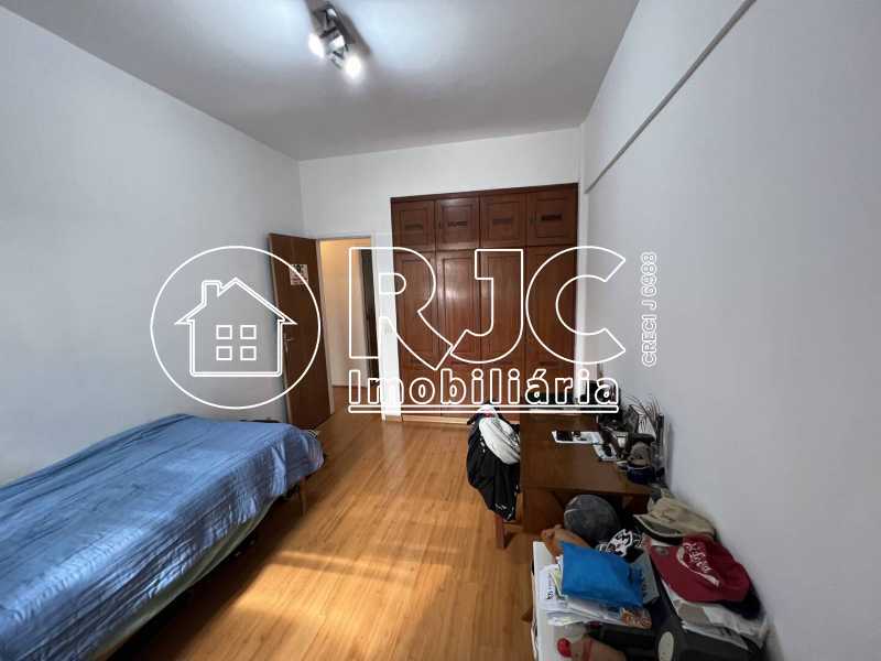 20221109T1844310300-917298854 - 13