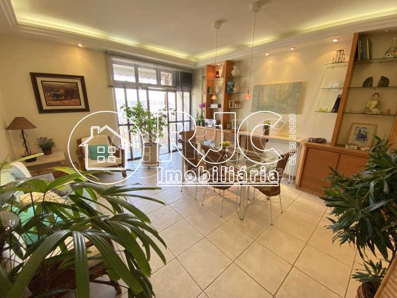 14719_G1660672969 - 3