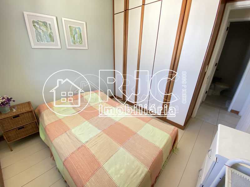 14719_G1660673028 - 17