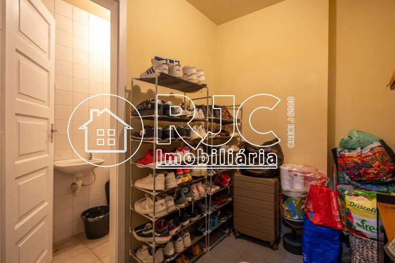 original895073884-61.870752736 - 8